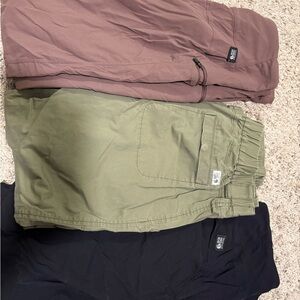 Mountain Hardwear set of 2 pants